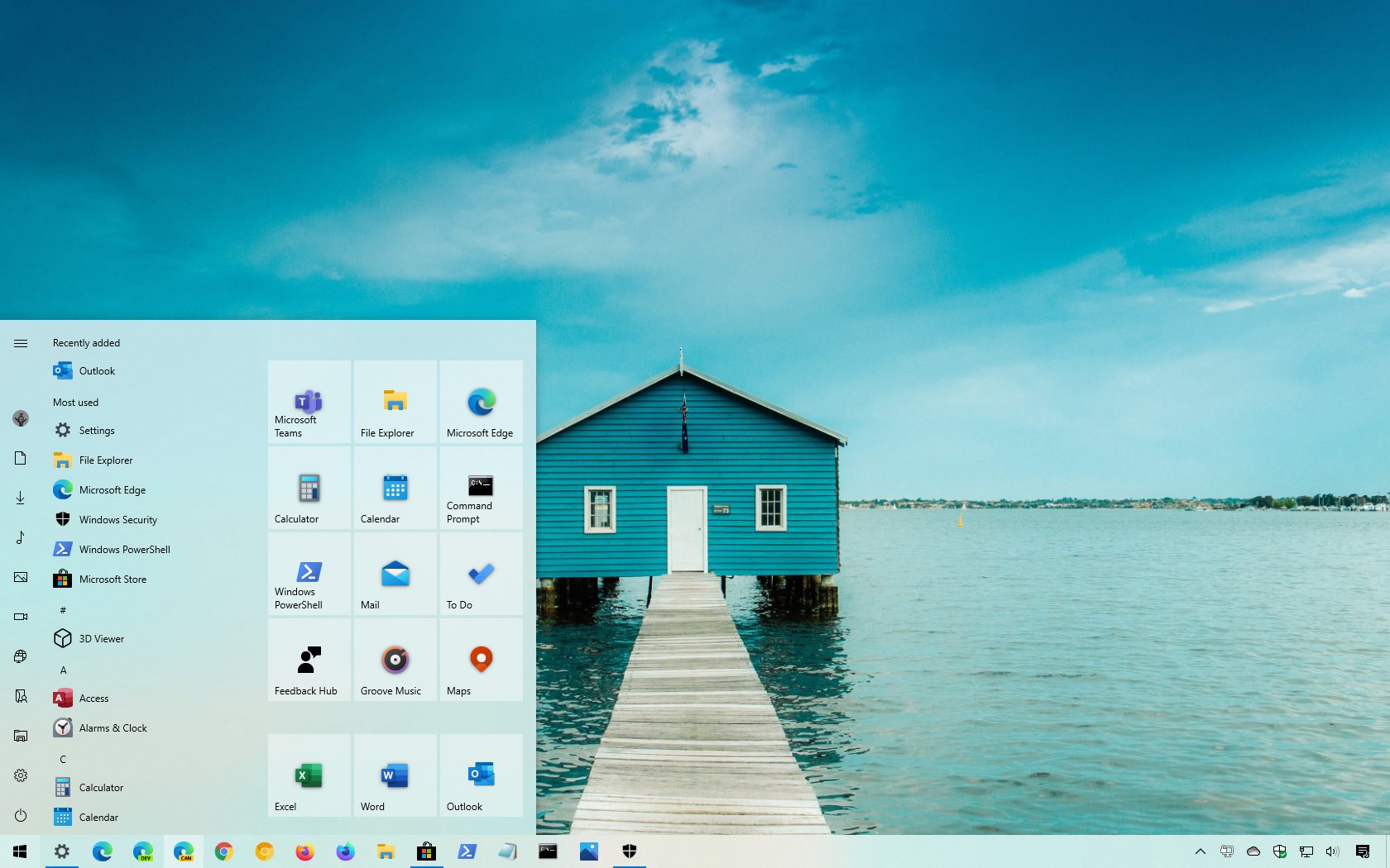 Windows 10 Pro and Home desktop